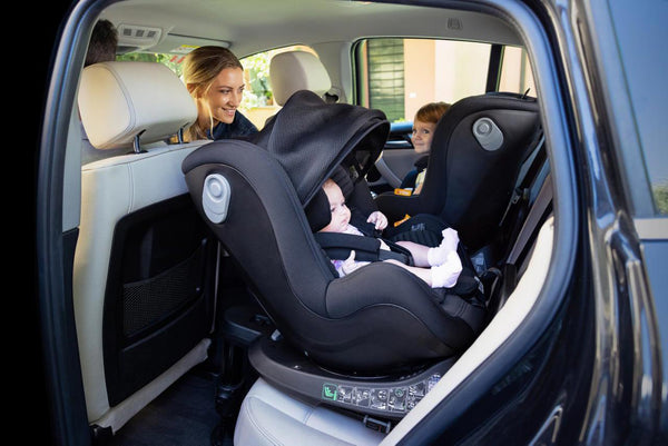 Πώς να επιλέξετε κάθισμα αυτοκινήτου για μωρά